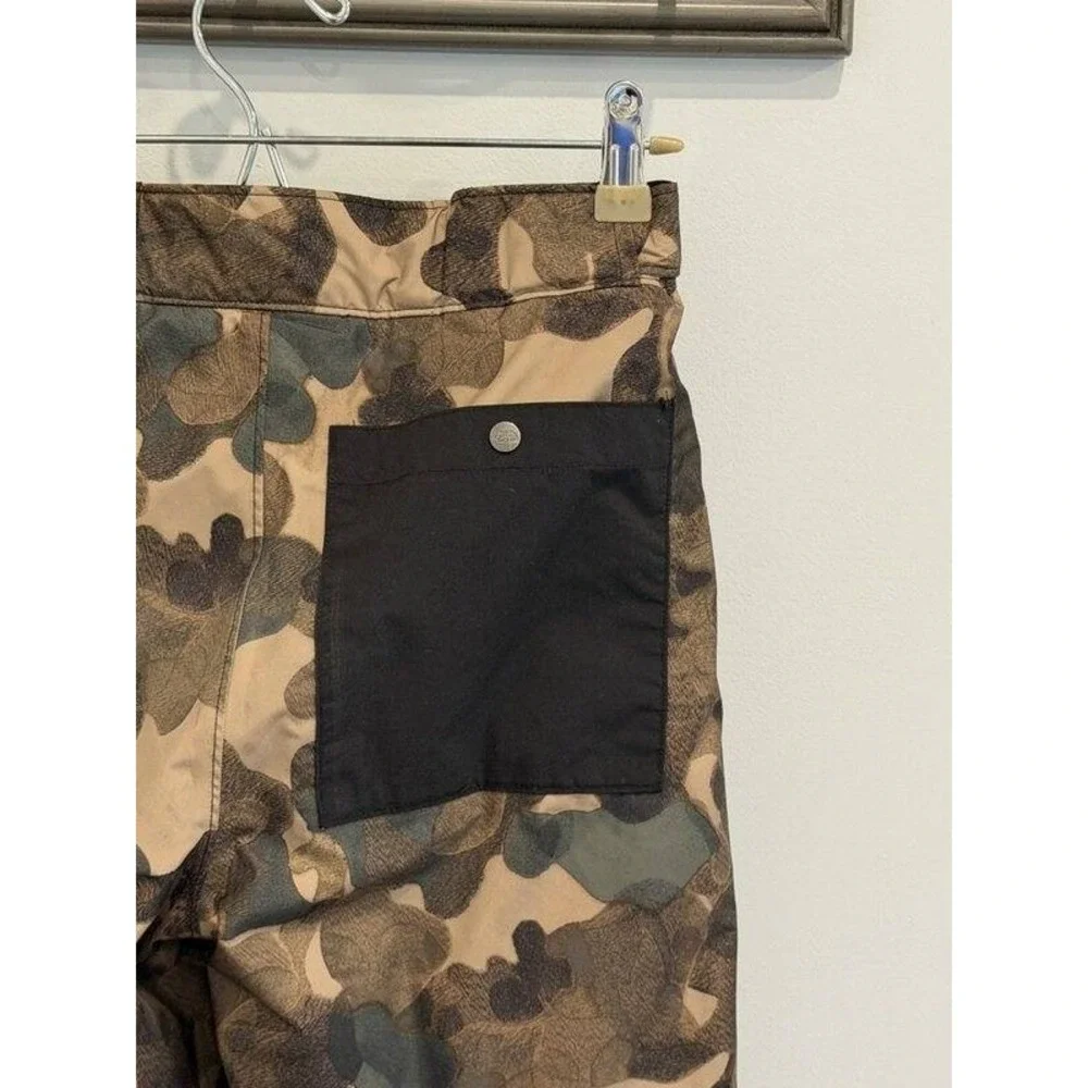 The North Face Dryvent Camo Ski Snow Pants EZ Grow Boys Size M 10